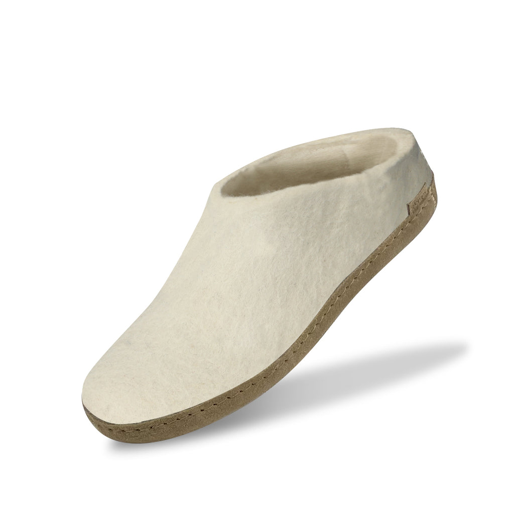 Slip-on with leather sole - Off white – glerups.com