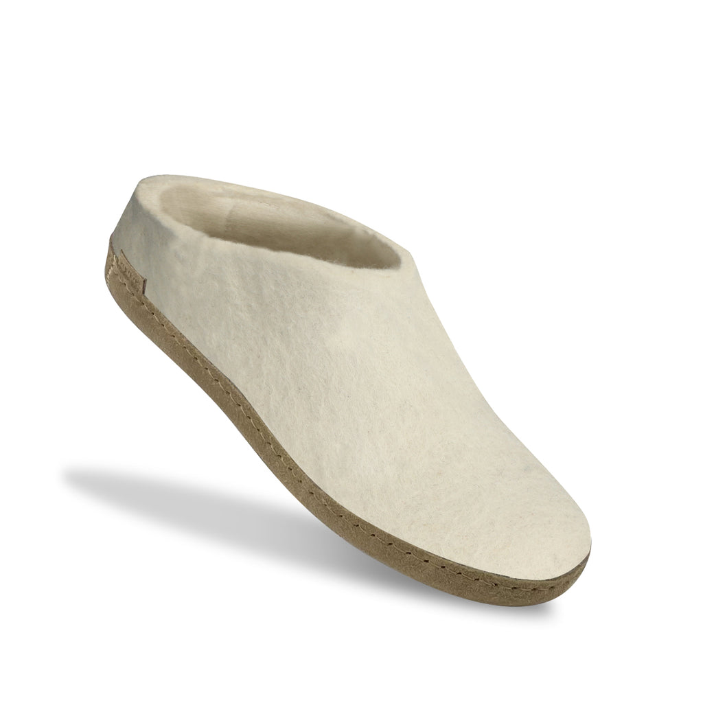 Slip-on with leather sole - Off white – glerups.com