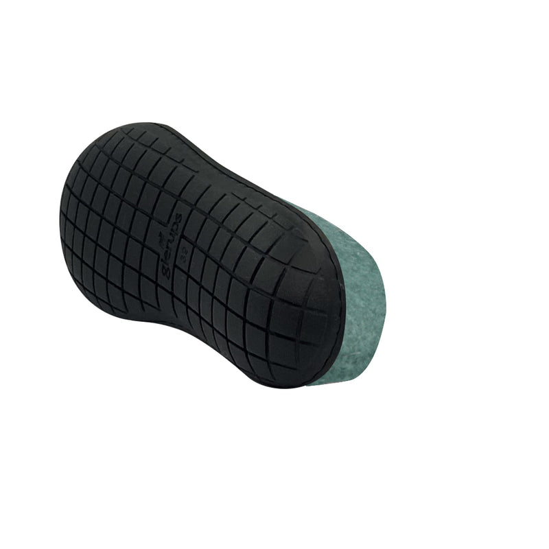 https://www.glerups.com/cdn/shop/files/Slip-on_with_natural_rubber_sole_-_black-Slip-on_with_rubber_sole-BR02-11_North_Sea-5_800x.jpg?v=1698139970